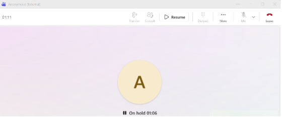 this image shows the 'resume' button on a call that couldn't be transferred